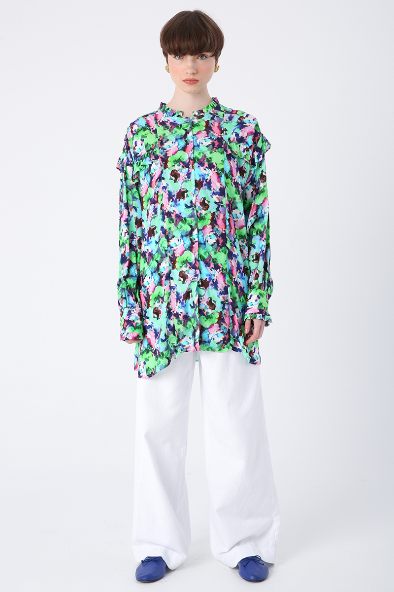 A model wears ALL10397 - Shirt Tunic - Green And Pink, wholesale Tunic of Allday to display at Lonca