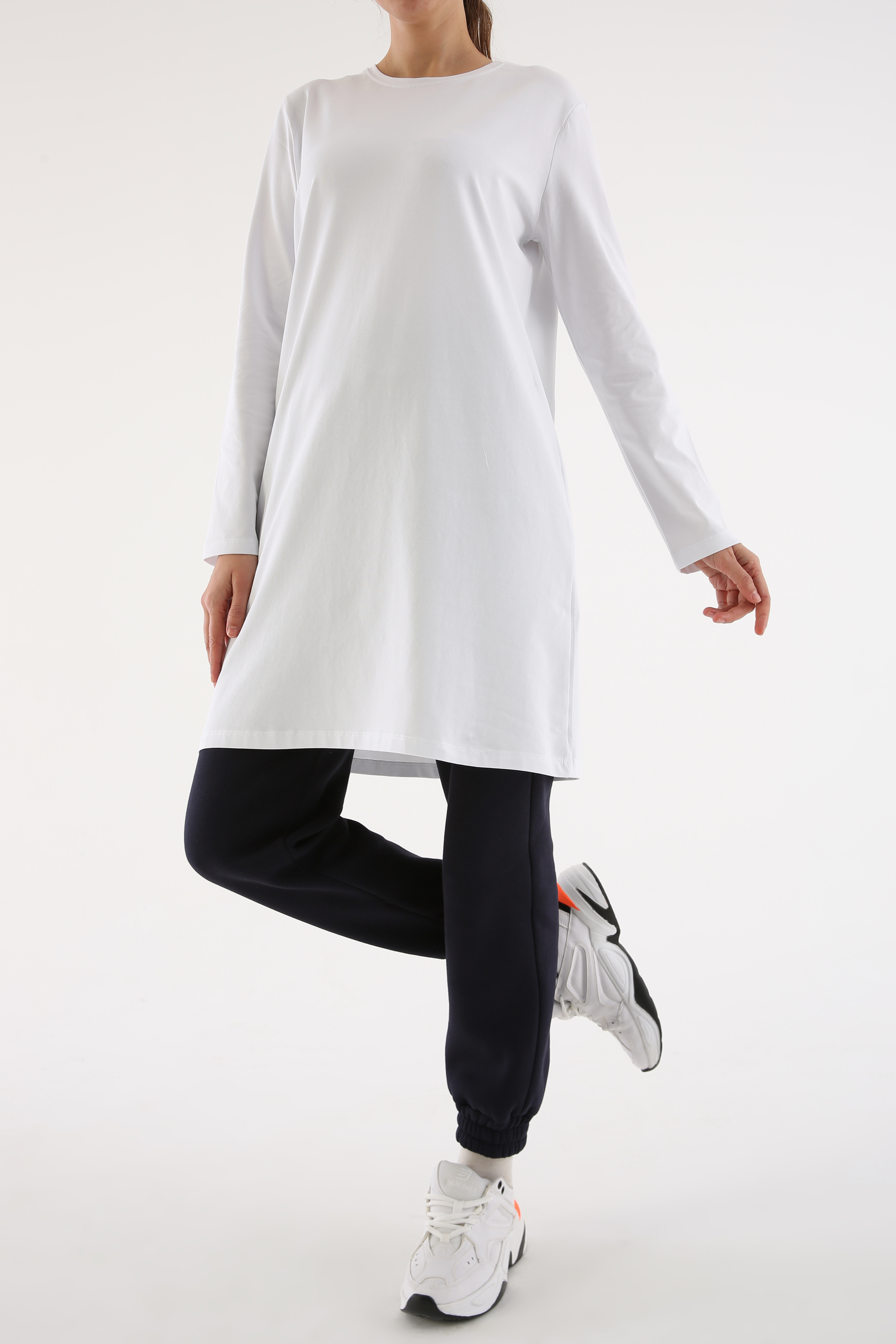 A wholesale clothing model wears Single Jersey Sweat Tunic - White, Turkish wholesale Tunic of Allday