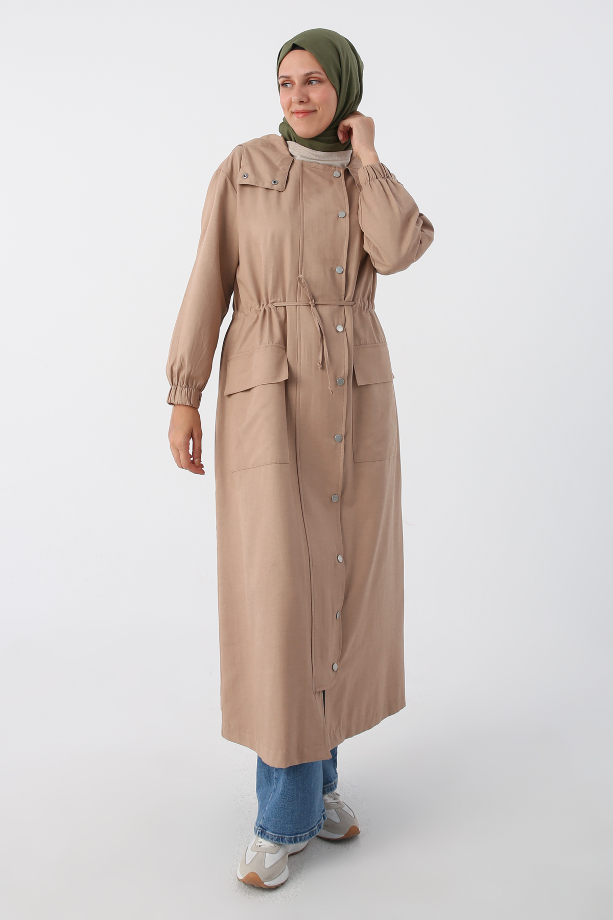 A wholesale clothing model wears 01 X - Beige, Turkish wholesale Abaya of Allday