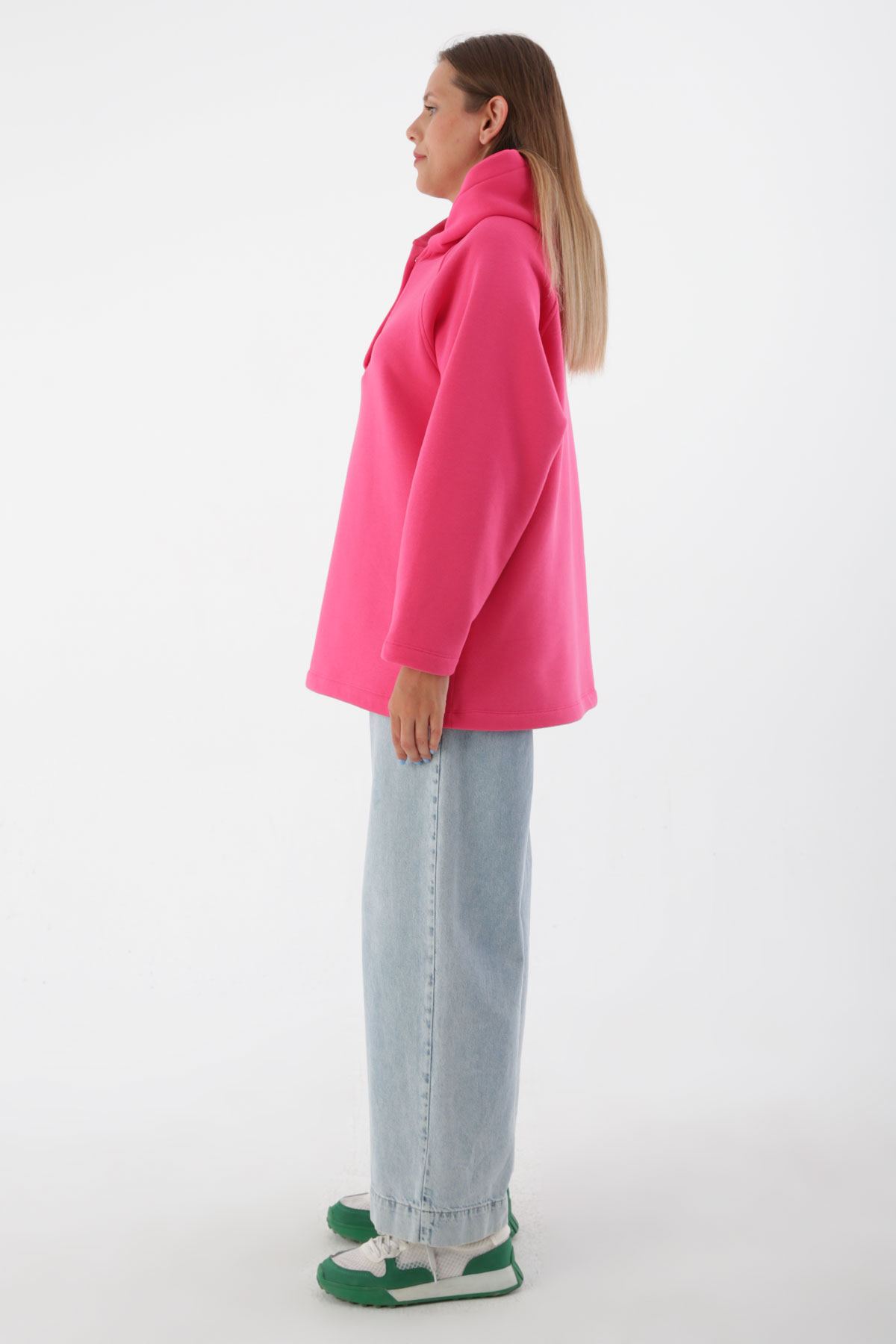 A wholesale clothing model wears all11881-comfortable-fit-sweat-tunic-with-accessory-detail-on-the-collar-fuchsia, Turkish wholesale Sweatshirt of Allday