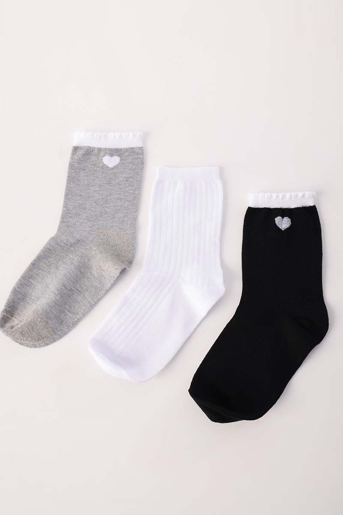 A wholesale clothing model wears all12245-set-of-3-socks-black-&-white-&-gray, Turkish wholesale Socks of Allday
