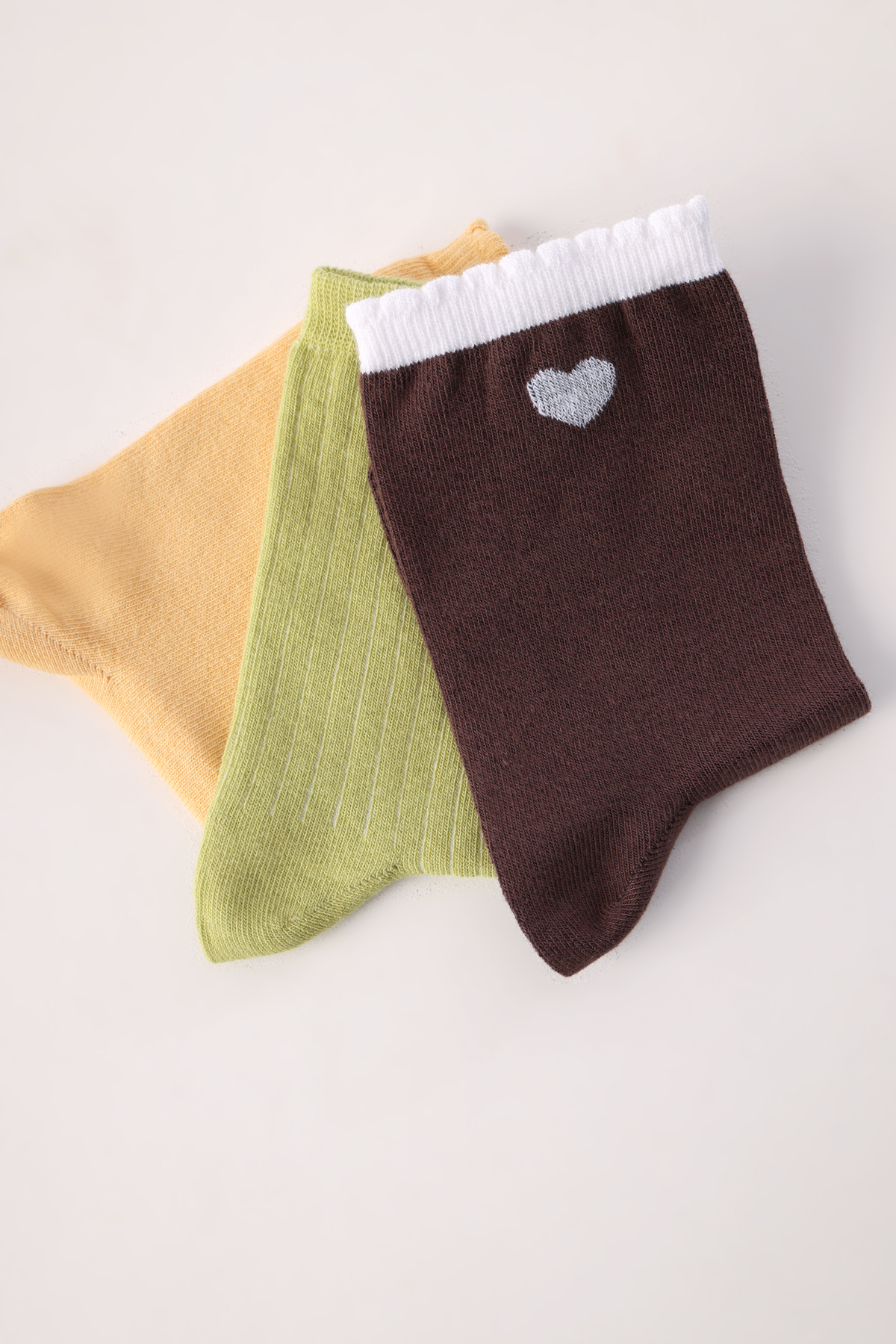 A wholesale clothing model wears -brown-green 3-Piece Socks Set - Yellow, Turkish wholesale Socks of Allday