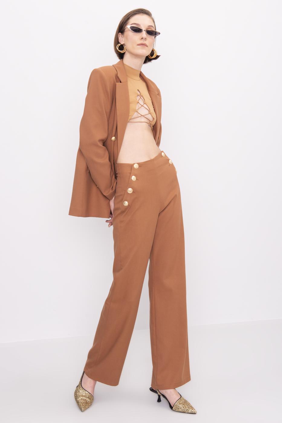 A wholesale clothing model wears Button Detailed Classic Wide Leg Pants, Turkish wholesale Poncho of BSL