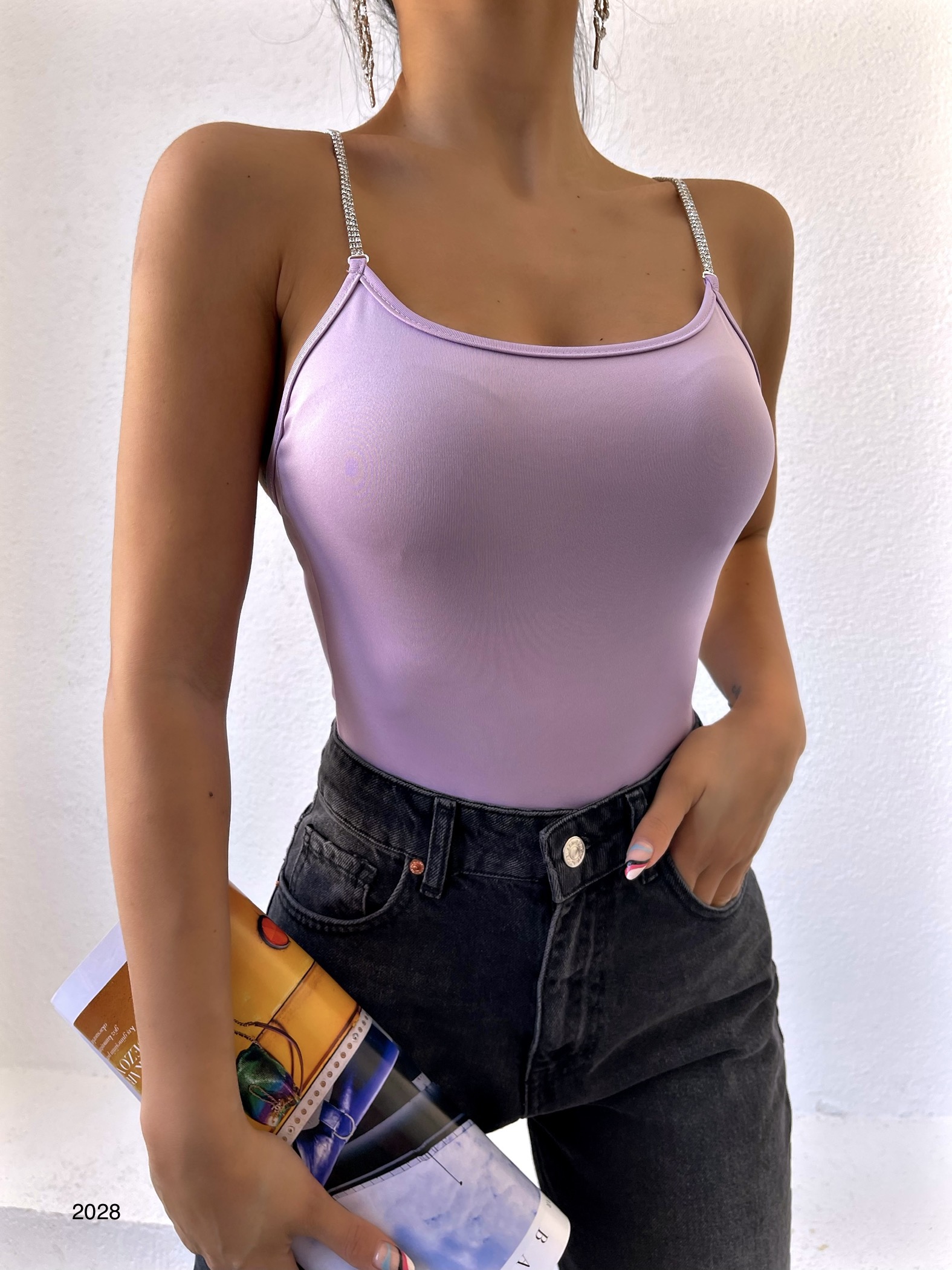 A wholesale clothing model wears Bodysuit - Lilac, Turkish wholesale Bodysuit of Black Fashion