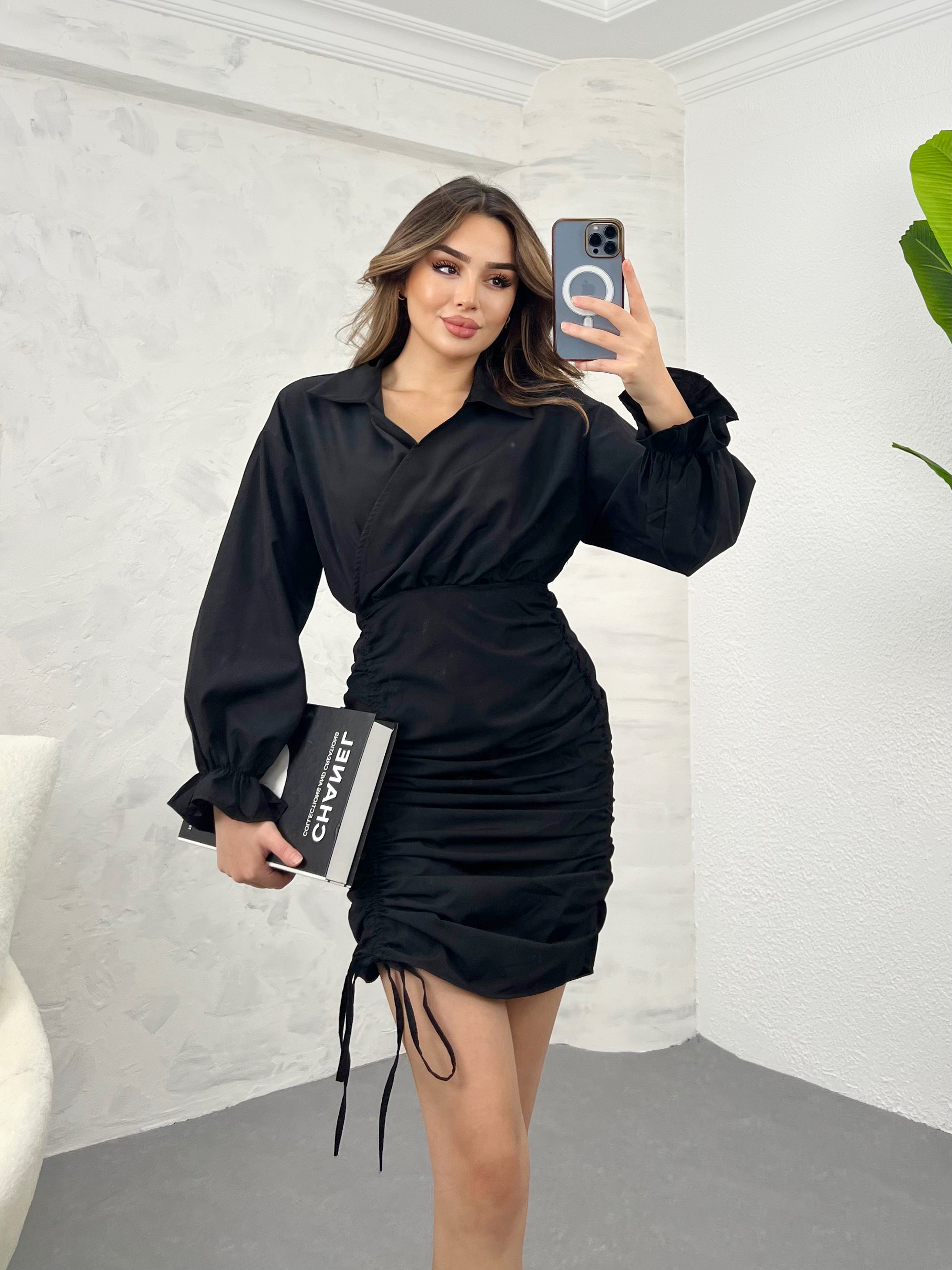 A wholesale clothing model wears Pleated Dress - Black, Turkish wholesale Dress of Ello