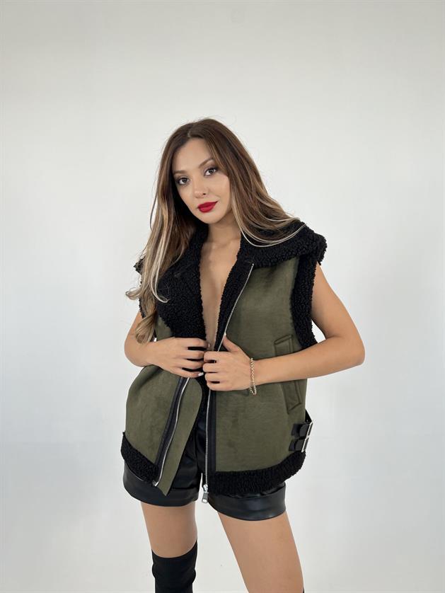 A wholesale clothing model wears Vest - Khaki, Turkish wholesale Vest of Fame