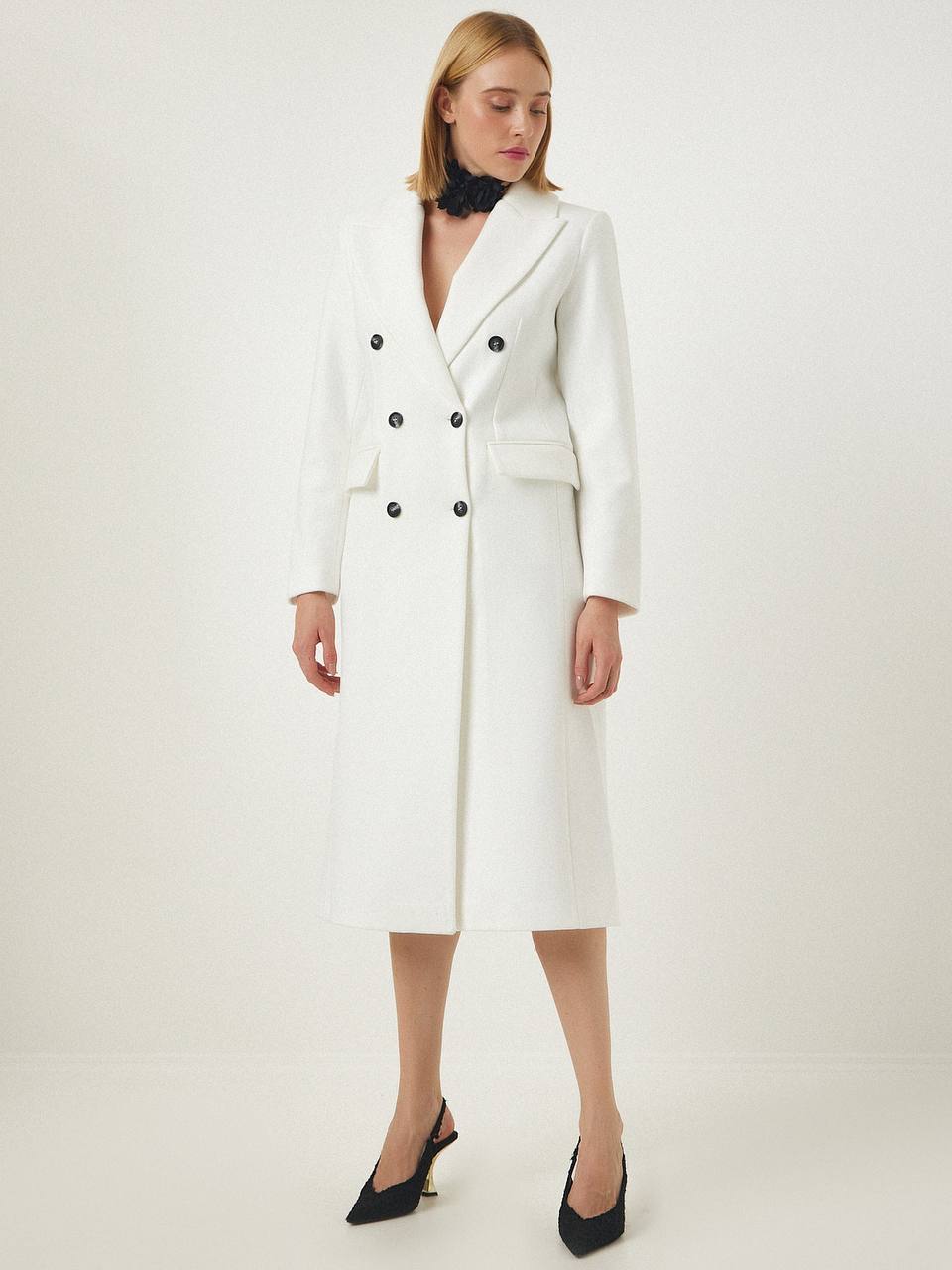 A wholesale clothing model wears Double Pocket Slit Long Coat - White, Turkish wholesale Overcoat of Hot Fashion