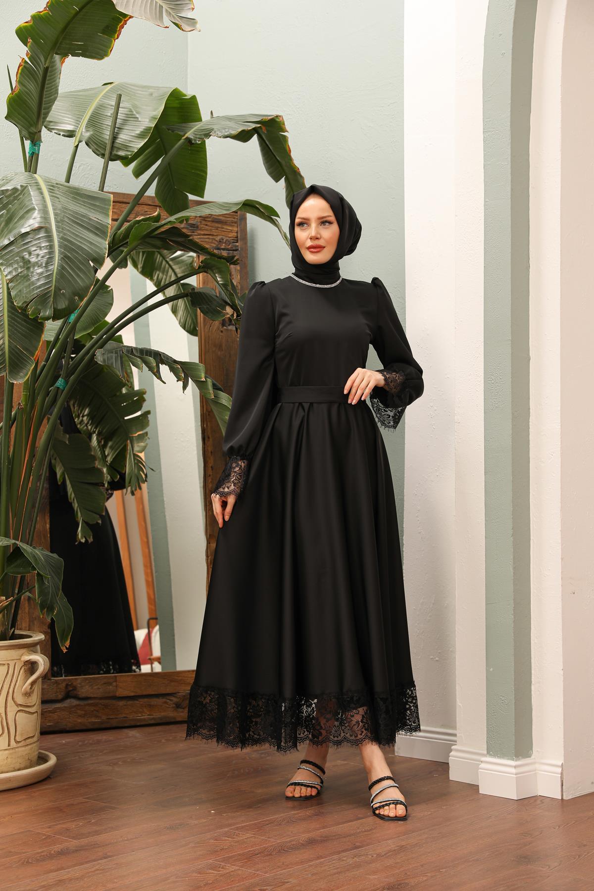 A wholesale clothing model wears Vildan Evening Dress - Black, Turkish wholesale Dress of Hulya Keser
