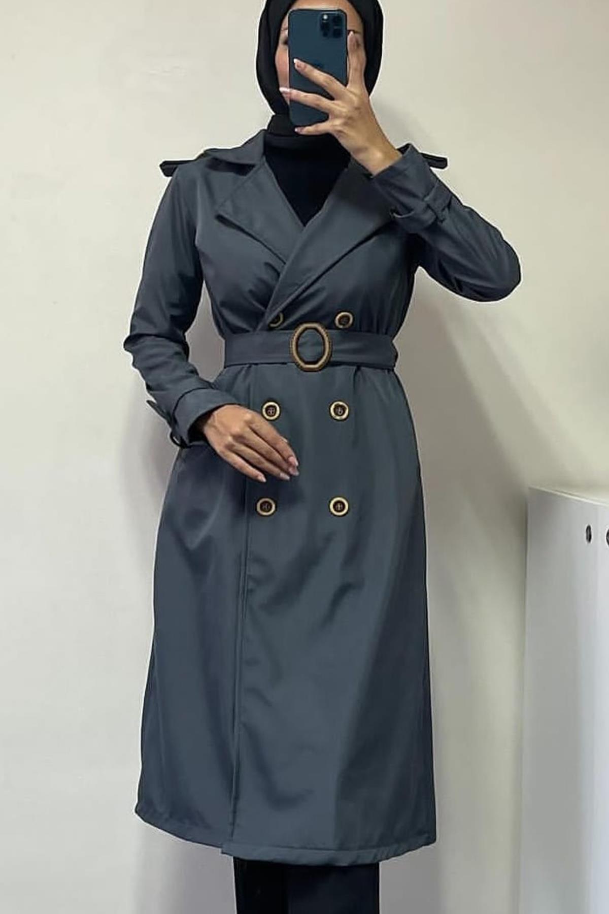 A wholesale clothing model wears Trench Coat - Smoked, Turkish wholesale Trenchcoat of Hulya Keser