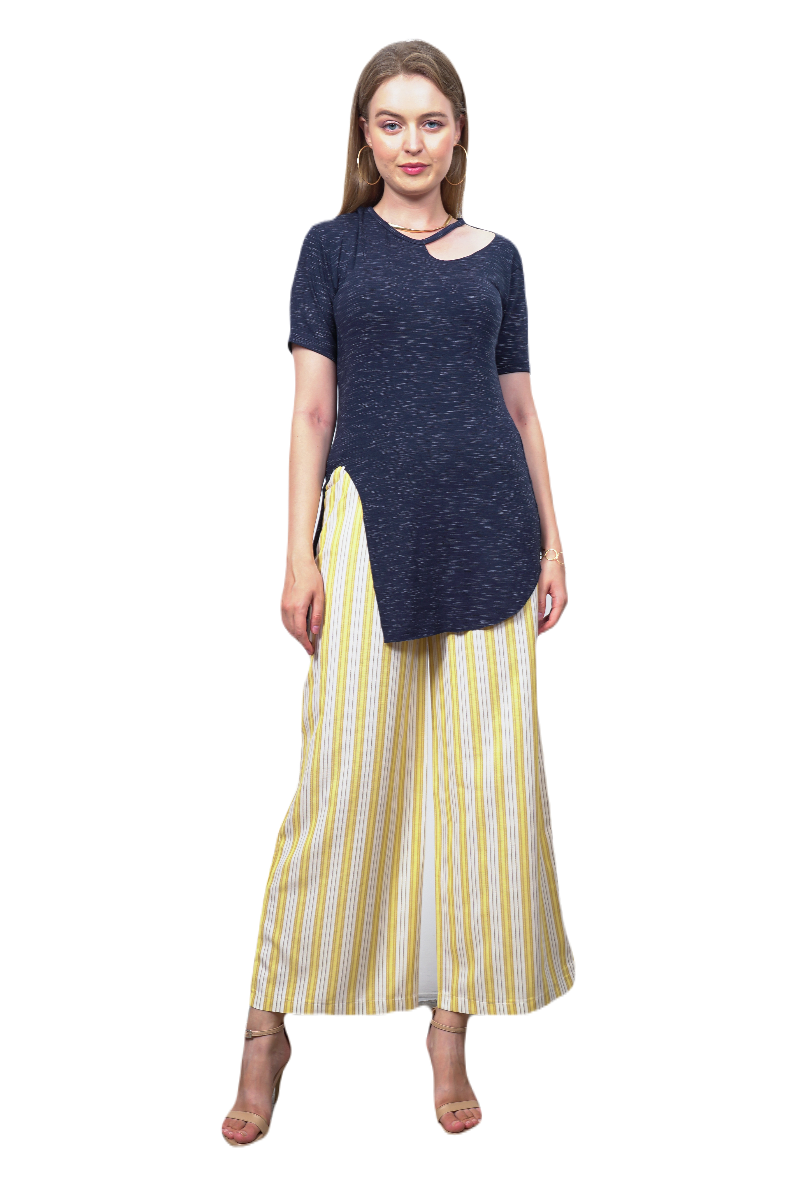 A wholesale clothing model wears Single Slit T-Shirt, Turkish wholesale Tshirt of Playmax