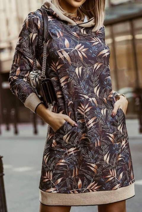 A model wears PBO10516 - Kapşonlu İki İplik Kumaş Elbise, wholesale Dress of Polo Bonetta to display at Lonca