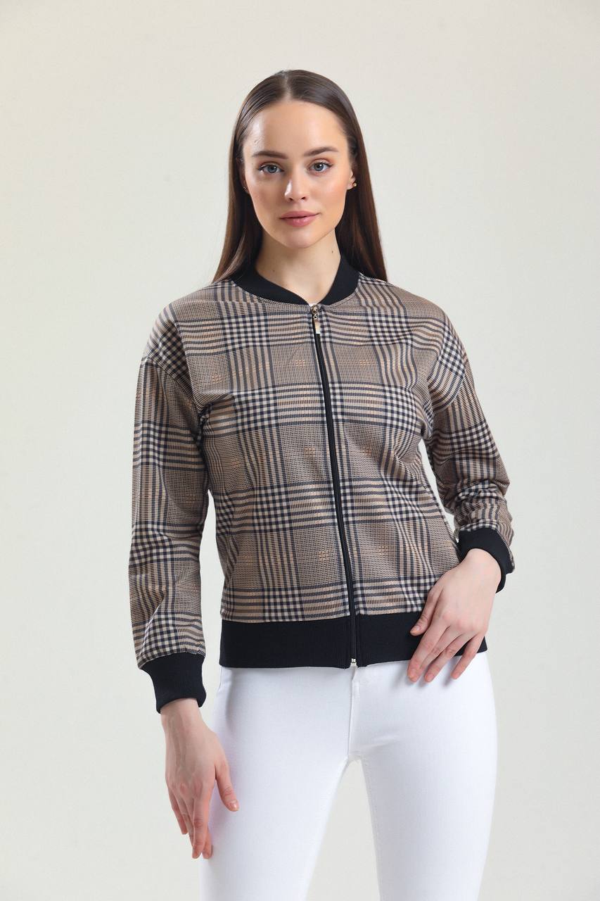 A wholesale clothing model wears Checked Zippered Bomber Coat - Beige & Black, Turkish wholesale Coat of Polo Bonetta
