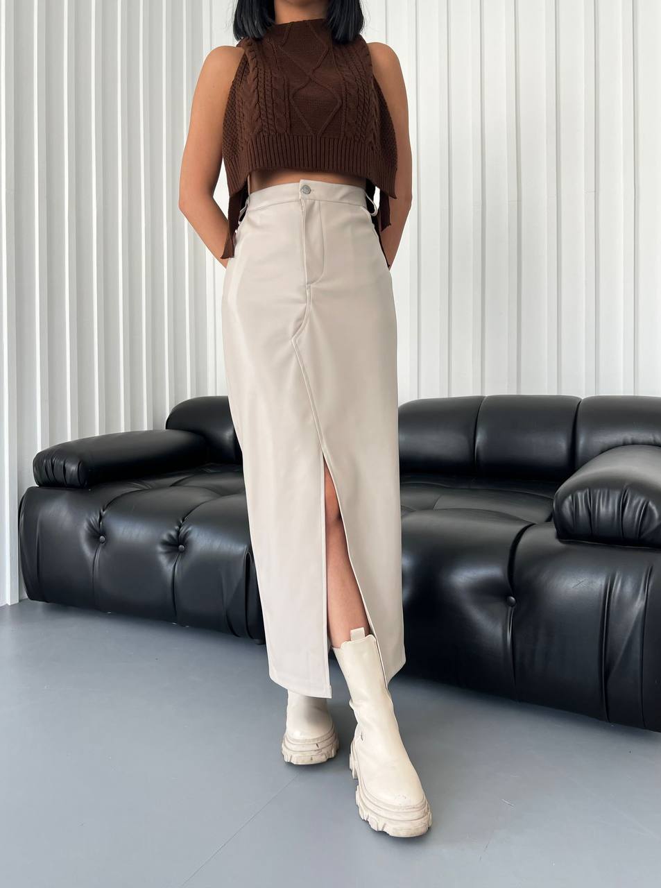 A wholesale clothing model wears Leather Skirt - Stone, Turkish wholesale Skirt of Qesto Fashion