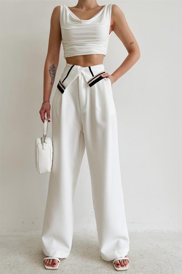 A wholesale clothing model wears Belt Detailed Plasma Trousers - White, Turkish wholesale Pants of Reyon