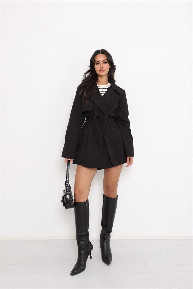 A wholesale clothing model wears Belted Button Detail Trench Coat - Black, Turkish wholesale Trenchcoat of Reyon