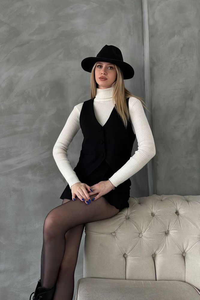 A wholesale clothing model wears Vest - Black, Turkish wholesale Vest of Topshow
