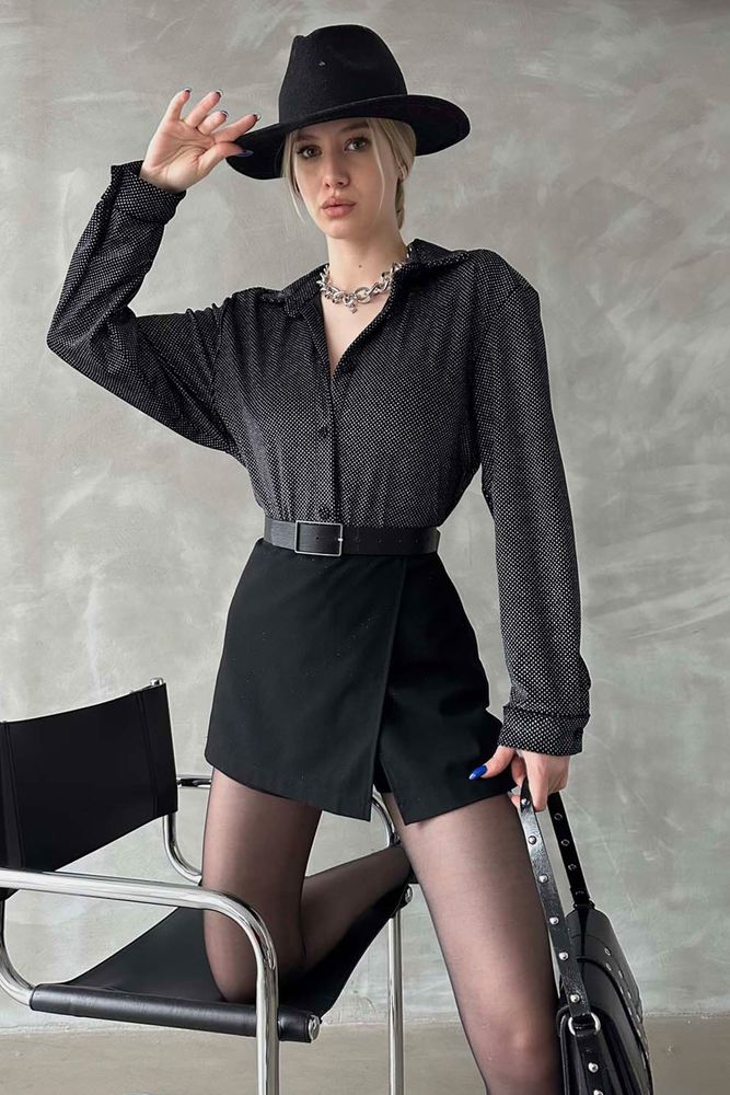 A wholesale clothing model wears Black Glitter F 1582 Glitter Shirt, Turkish wholesale Shirt of Topshow