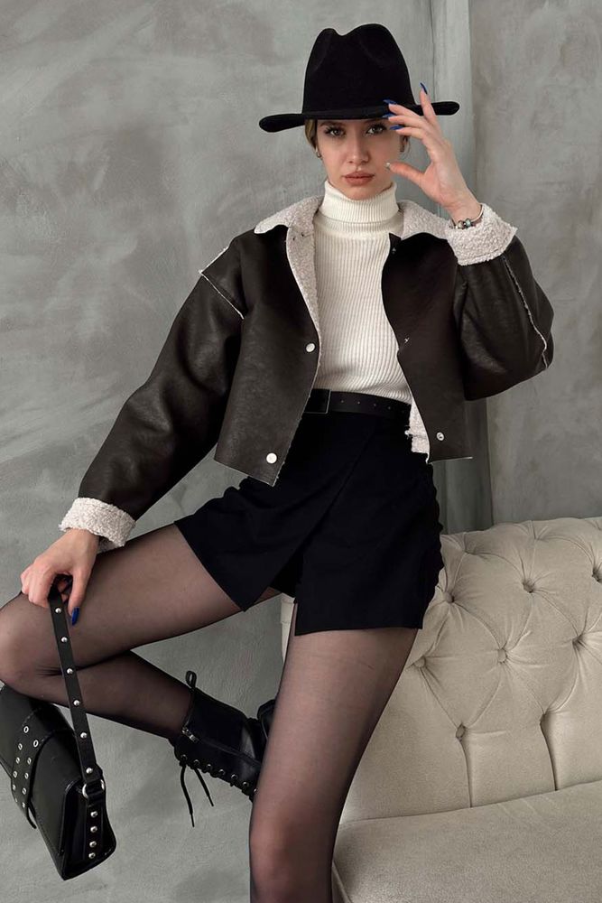 A wholesale clothing model wears Brown F 1577 Nubuck Collar Fur Coat, Turkish wholesale Jacket of Topshow