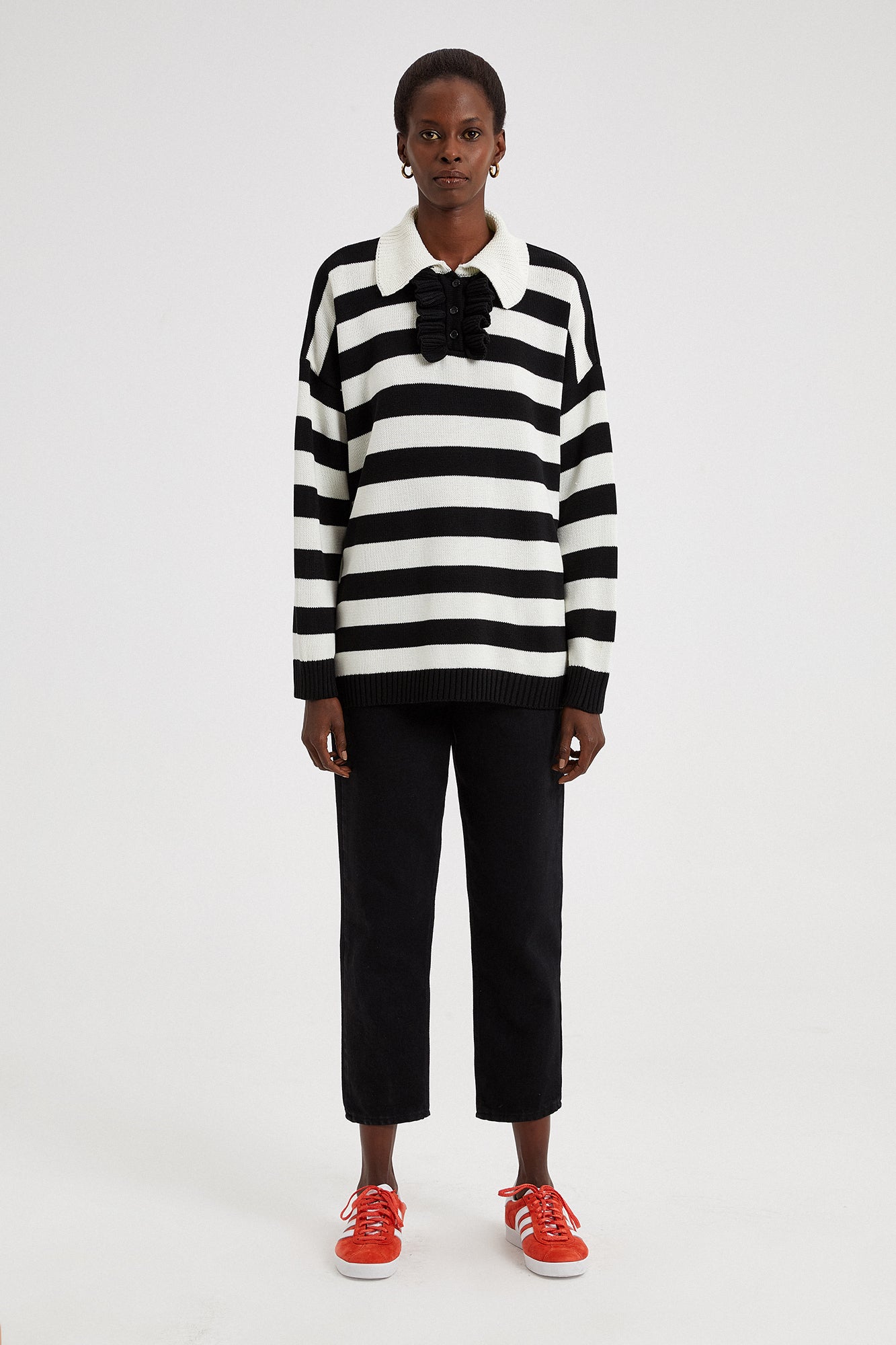 A wholesale clothing model wears Multicolored Knitted Jumper - White, Turkish wholesale Sweater of Touche Prive