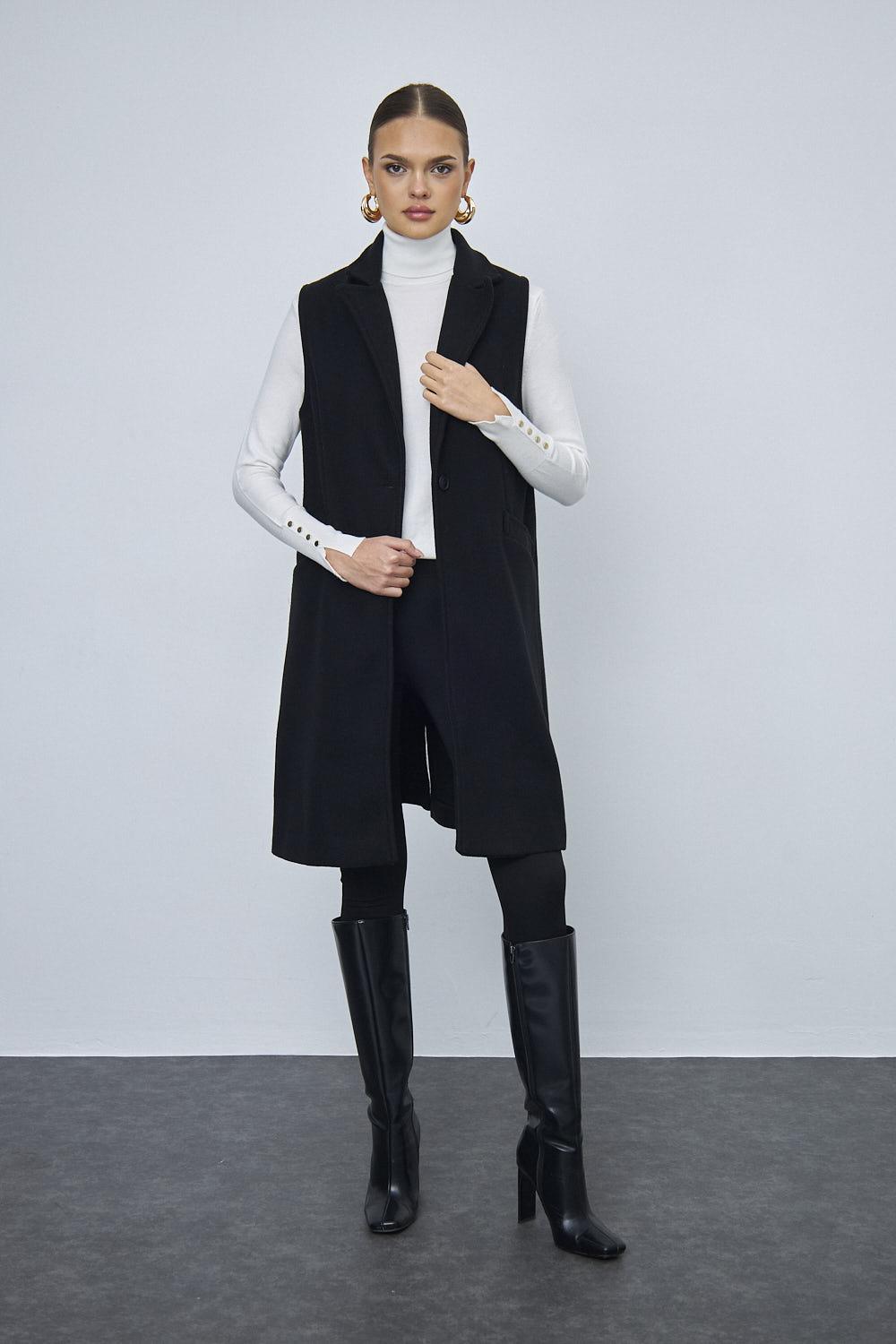 A wholesale clothing model wears Kaşe Long Women's Vest - Black, Turkish wholesale Vest of Tuba Butik